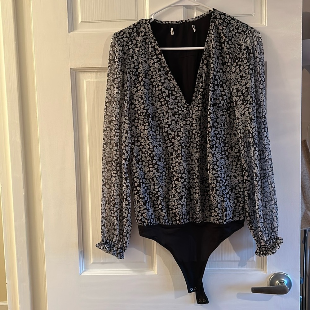 Abercrombie & Fitch Floral Bodysuit